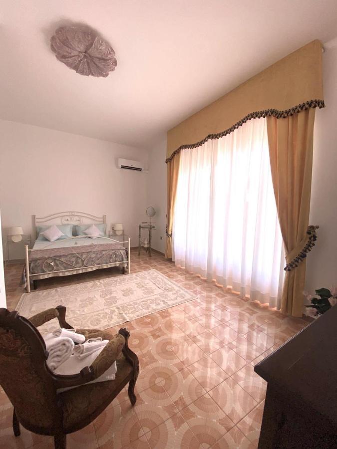 Le Fresie B&B Sant'Antìoco Eksteriør billede